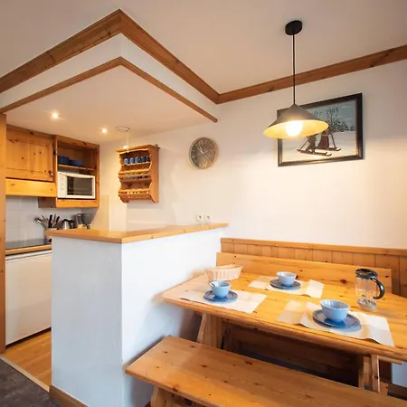 Cosy Avec 2 Balcons, Casier A Skis Et Services Inclus, - Fr-1-291-1007 Valmorel